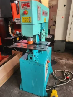 Punzonatrice combinata IMS HY 45 VS