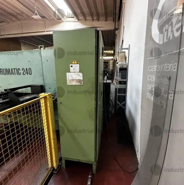 3#9312 Punzonatrice marca Trumpf Trumatic 240