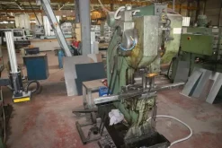 7#3998 Punzonatrice Omera