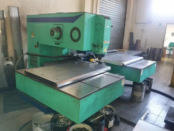 32#7404 Punzonatrice Tecnology Italiana srl