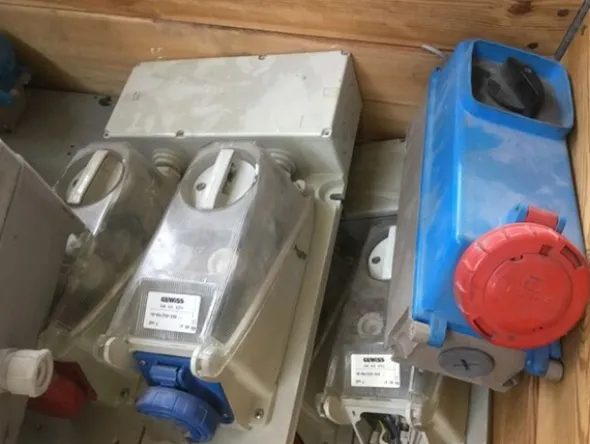 85#8549 Quadri elettrici di zona