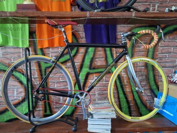 13#10154 Quattro bici da corsa