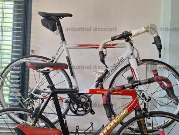 10#10154 Quattro Mountain bike
