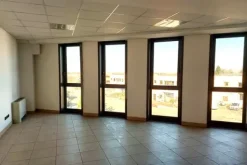 #23759 Quattro uffici in complesso polifunzionale