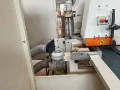 R37-04-1643Centro di lavoro SCM Windor 60