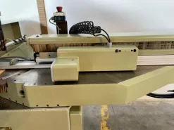 RE749 - 989 Centro di lavoro Method D