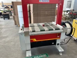 Reggiatrice automatica con arco TP 601 D