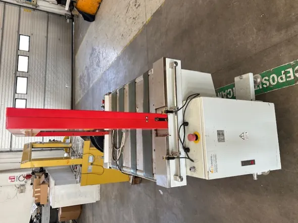 Reggiatrice automatica con arco TP 601 D