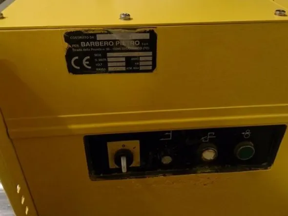5#3161 Reggiatrice Jia-In-Industry e clippatrice Poly Clip System