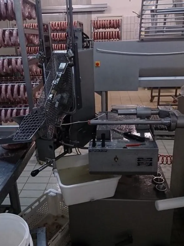 5#3161 Reggiatrice Jia-In-Industry e clippatrice Poly Clip System