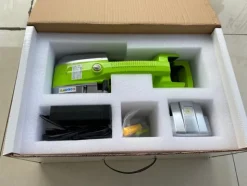 47#4978 Reggiatrice manuale a batteria Freutek