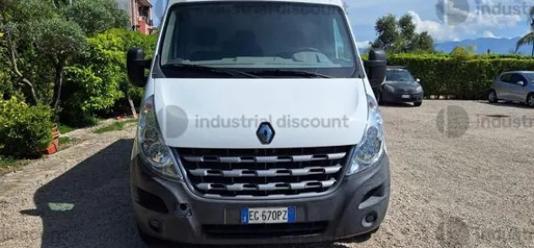 1#9332 Renault Master