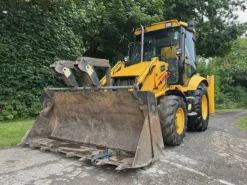 2006 Retroescavatore JCB 3CX