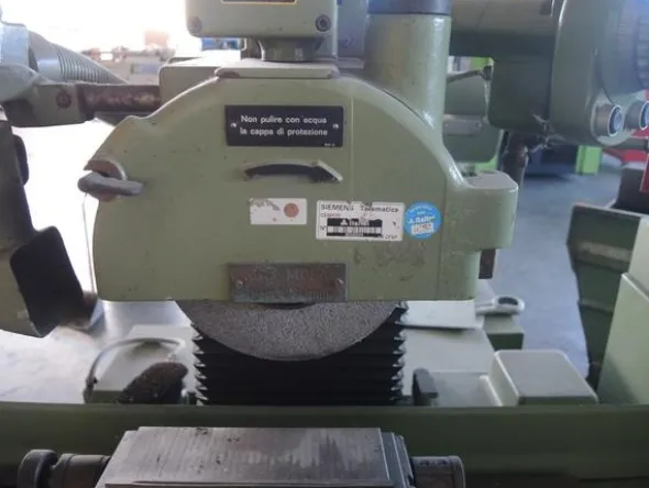 21#3064 Rettifica Jung hf 50 r