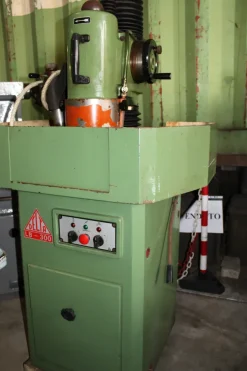 RETTIFICA PIANA LAPIDELLO DELTA mod: LB300
