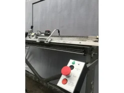 Rettilinea da maglieria Coppo motorizzata Vemar, Varie finezze
