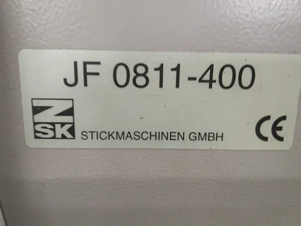 Ricamatrice zsk 8 teste