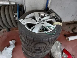 3#6270 Ricambi e accessori per autofficina