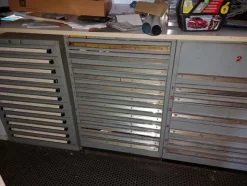 3#6270 Ricambi e accessori per autofficina