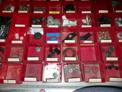 3#6270 Ricambi e accessori per autofficina