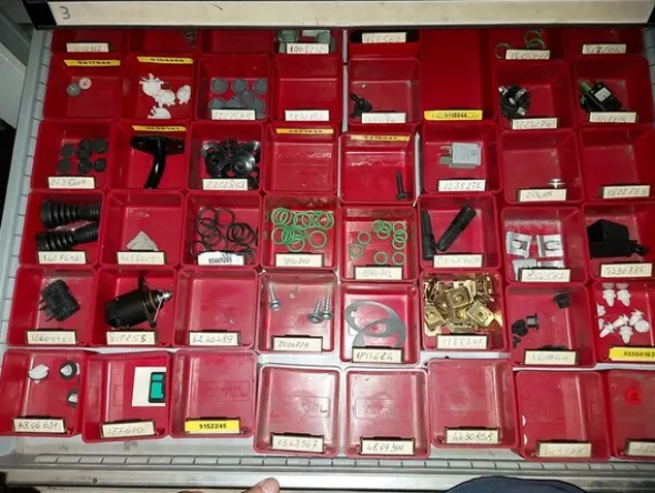 3#6270 Ricambi e accessori per autofficina