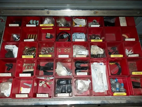 3#6270 Ricambi e accessori per autofficina