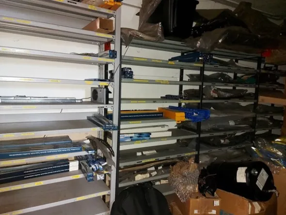 3#6270 Ricambi e accessori per autofficina