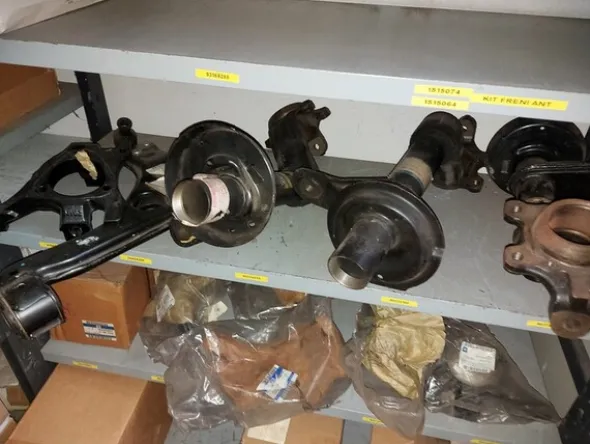 3#6270 Ricambi e accessori per autofficina