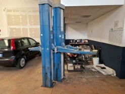 3#6900 Ricambie attrezzature per auto e ufficio