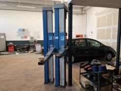 3#6900 Ricambie attrezzature per auto e ufficio