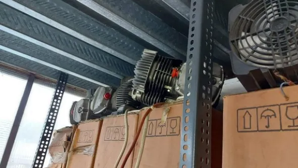 41#6222 Ricambi elettrici ed oleodinamici