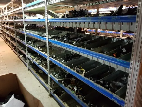 1#5679 Ricambi elettrici per auto