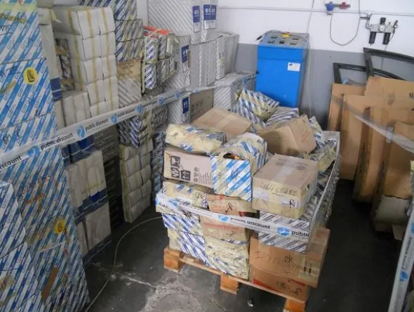 2#3820 Ricambi per autovettura per Fiat e MG rover
