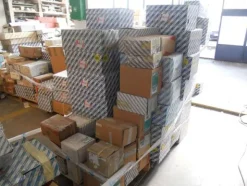 2#3820 Ricambi per autovettura per Fiat e MG rover