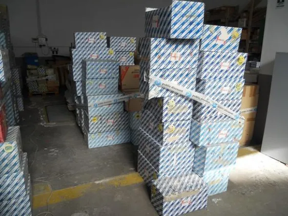 2#3820 Ricambi per autovettura per Fiat e MG rover