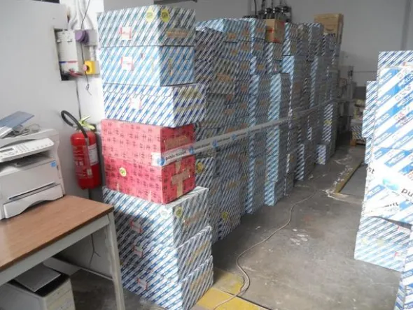 2#3820 Ricambi per autovettura per Fiat e MG rover