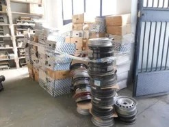 2#3820 Ricambi per autovettura per Fiat e MG rover