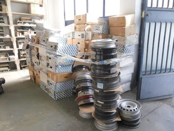 2#3820 Ricambi per autovettura per Fiat e MG rover