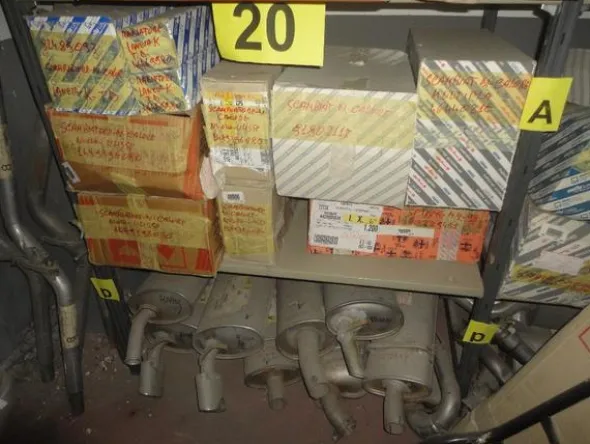 2#3820 Ricambi per autovettura per Fiat e MG rover