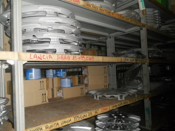 1#4963 Ricambi per autovetture