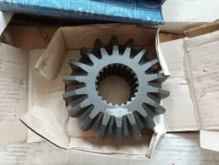 1#77080 Ricambi per autovetture e attrezzature ufficio