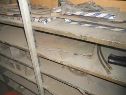 15#4637 Ricambi per macchine movimento terra New Holland e Fiat