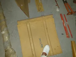 22#4637 Ricambi per trattori e mietitrebbie