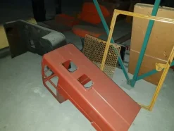 22#4637 Ricambi per trattori e mietitrebbie