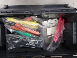 1#8013 Ricambi Volvo e attrezzature da officina