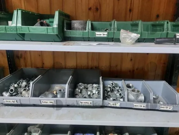 1#10082 Rimanenze di magazzino tubi e pezzi speciali per idraulica e gas
