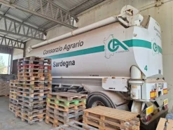53#8350 RIMORCHIO BOTTE