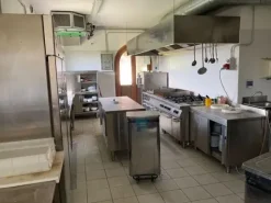 #13179 Ristorante con locanda e giardino