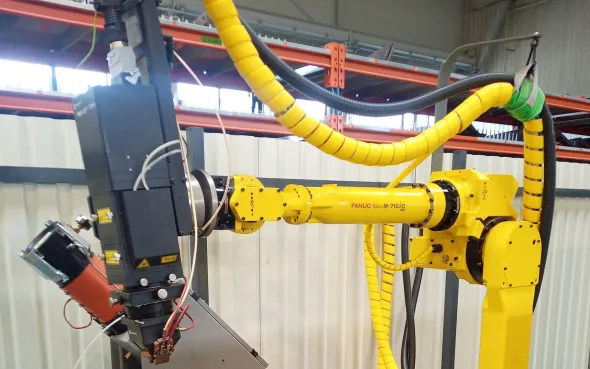 Robot di saldatura FANUC M-710iC/50