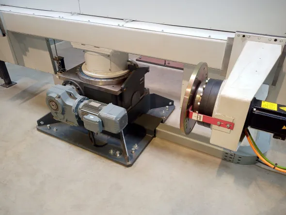Robot di saldatura FANUC M-710iC/50